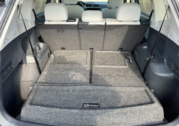 Volkswagen Tiguan Allspace cena 116900 przebieg: 3116, rok produkcji 2021 z Łapy małe 191